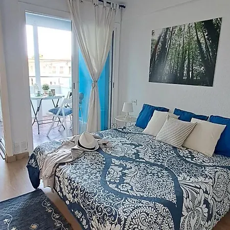 아파트 Loft A Blanes, Beachfront *